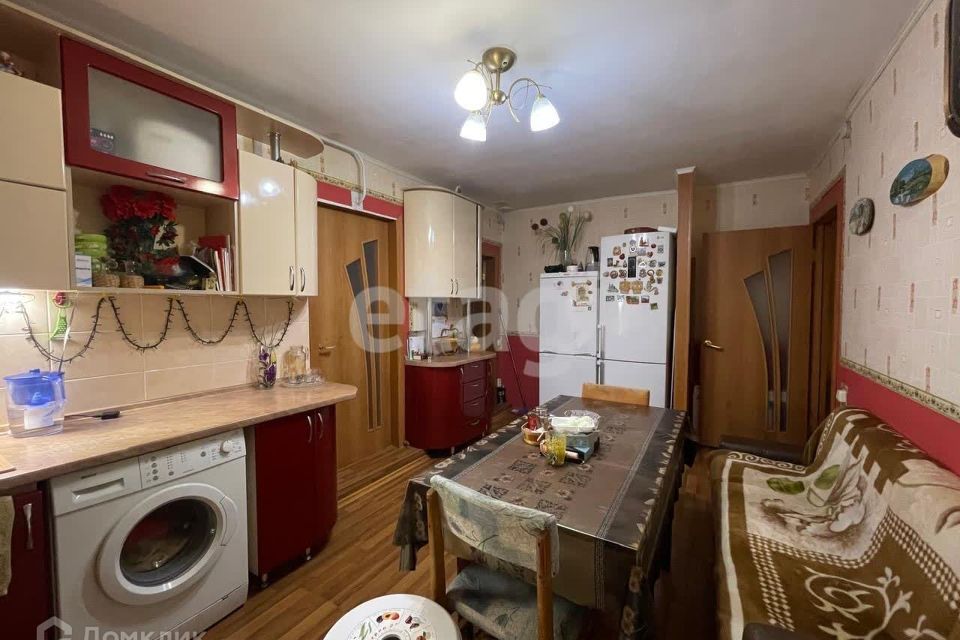 Продаётся 3-комнатная квартира, 61.3 м²