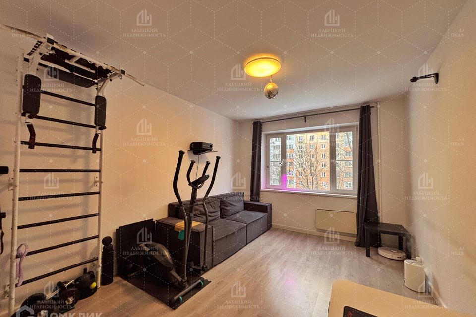 Продаётся 3-комнатная квартира, 78.9 м²