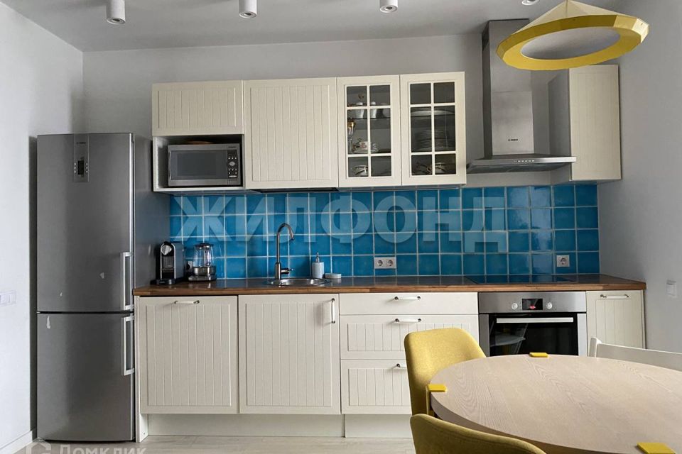 Продаётся 1-комнатная квартира, 41.2 м²