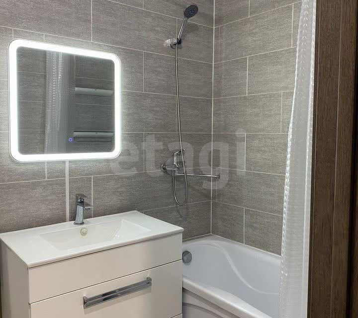 Продаётся 2-комнатная квартира, 53.5 м²