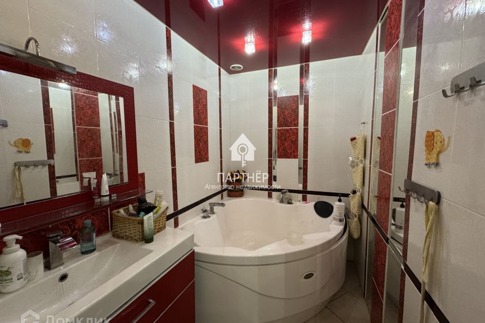 Продаётся 3-комнатная квартира, 94 м²