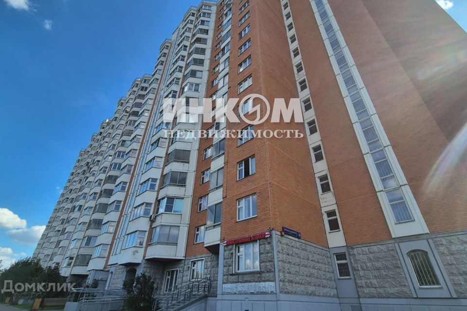 Продаётся 1-комнатная квартира, 37.5 м²