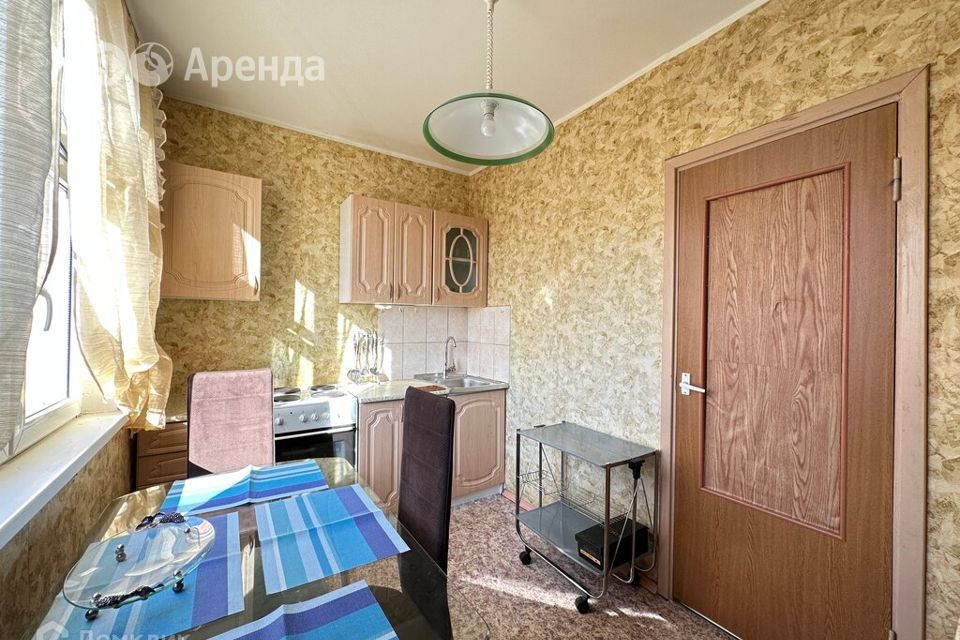 Сдаётся 1-комнатная квартира, 38 м²