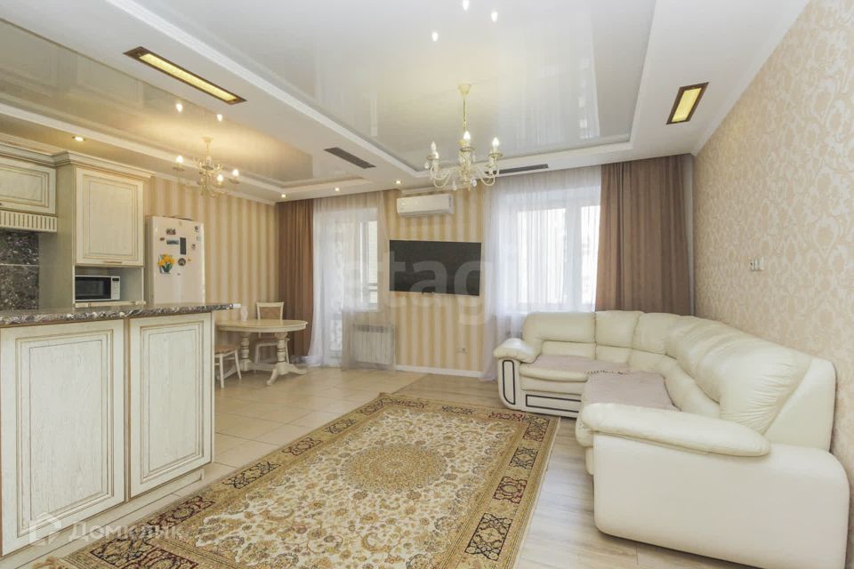 Продаётся 3-комнатная квартира, 75.9 м²