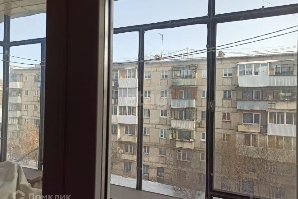 Продаётся 2-комнатная квартира, 45.8 м²