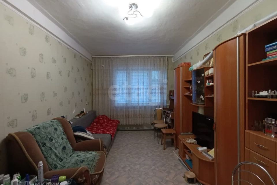 Продаётся 2-комнатная квартира, 43.8 м²