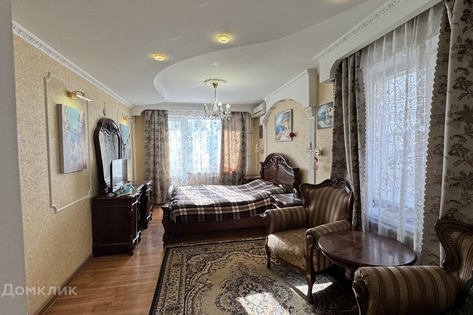 Продаётся 3-комнатная квартира, 57 м²