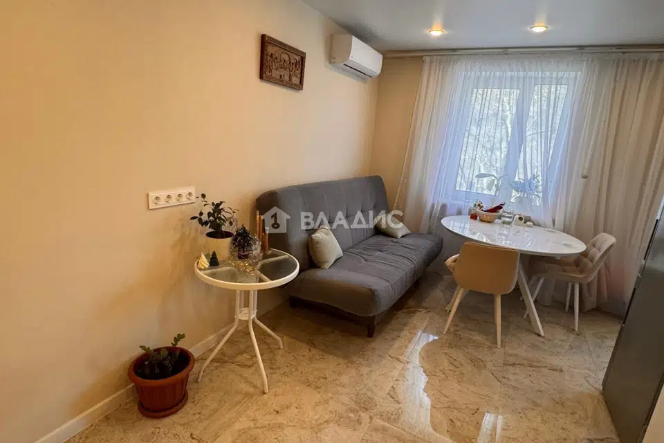 Продаётся 3-комнатная квартира, 58 м²