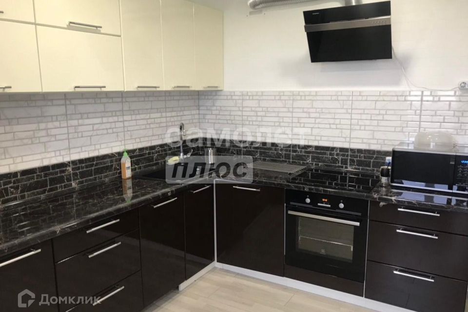 Продаётся 2-комнатная квартира, 58.9 м²