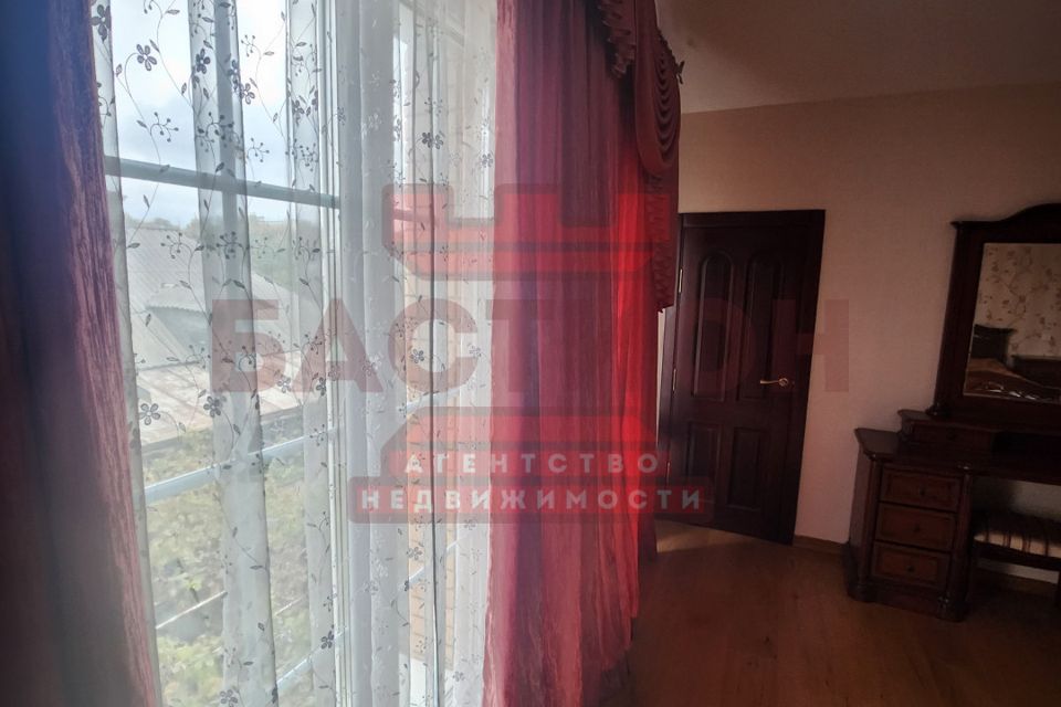 Продаётся таунхаус, 2-эт., 271 м²