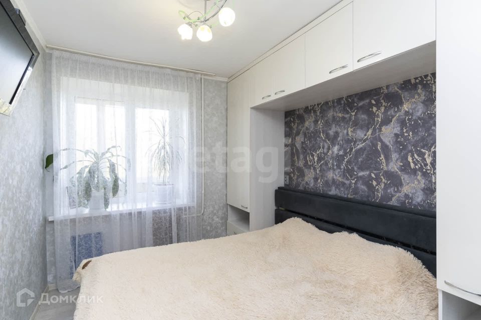 Продаётся 4-комнатная квартира, 72.3 м²