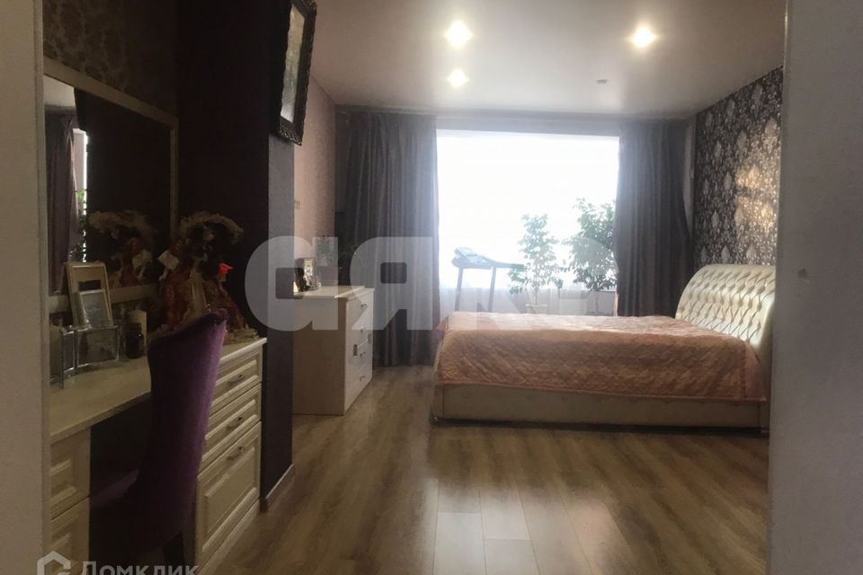 Продаётся 2-комнатная квартира, 105 м²