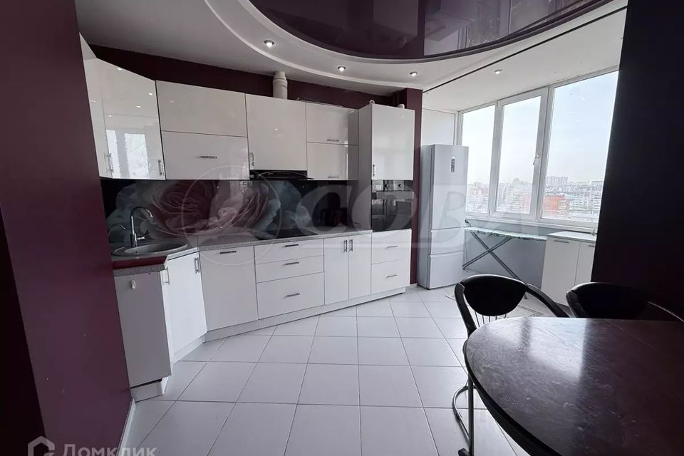 Сдаётся 3-комнатная квартира, 93 м²