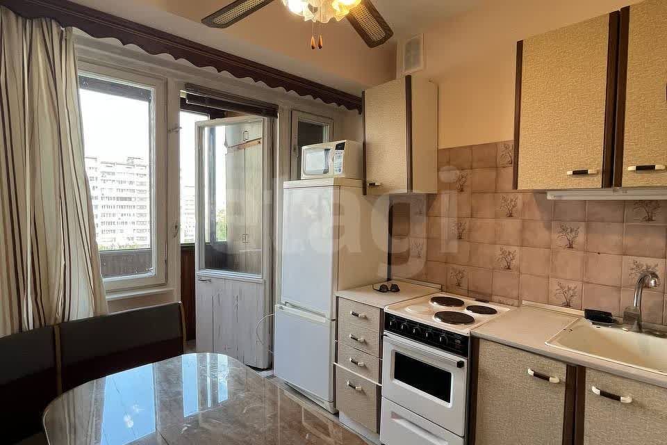 Продаётся 2-комнатная квартира, 42.3 м²