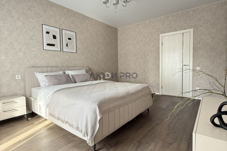 Продаётся 1-комнатная квартира, 53.1 м²