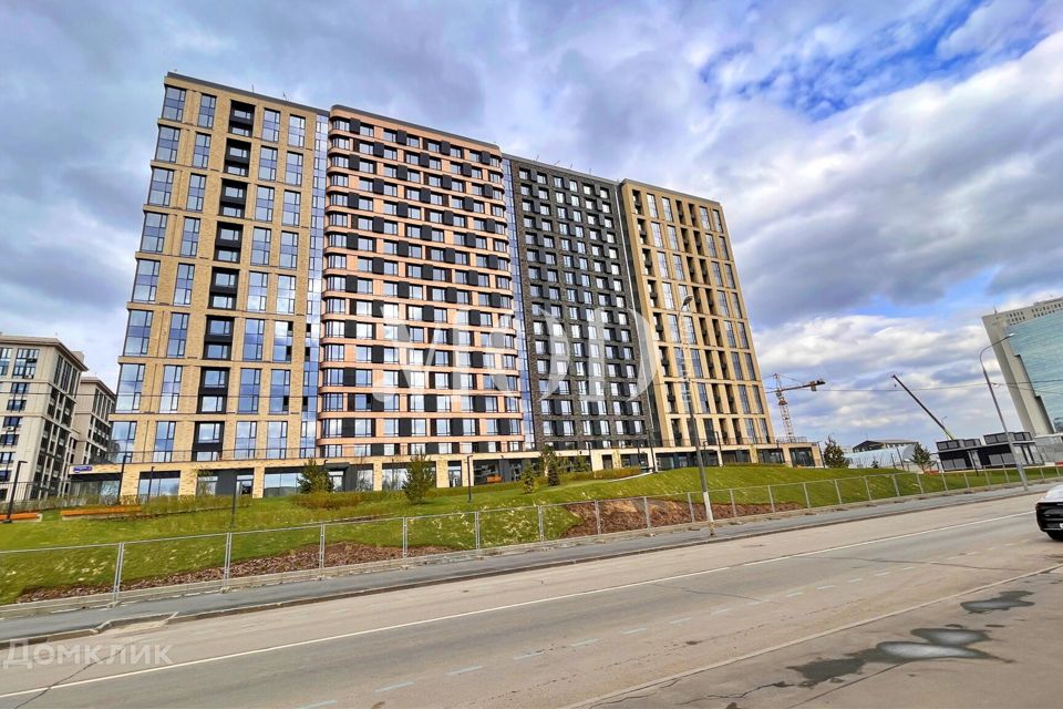 Продаётся 1-комнатная квартира, 42.83 м²