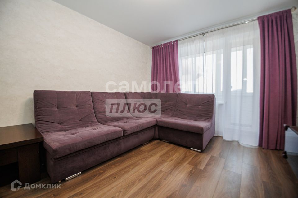 Продаётся 3-комнатная квартира, 59.4 м²