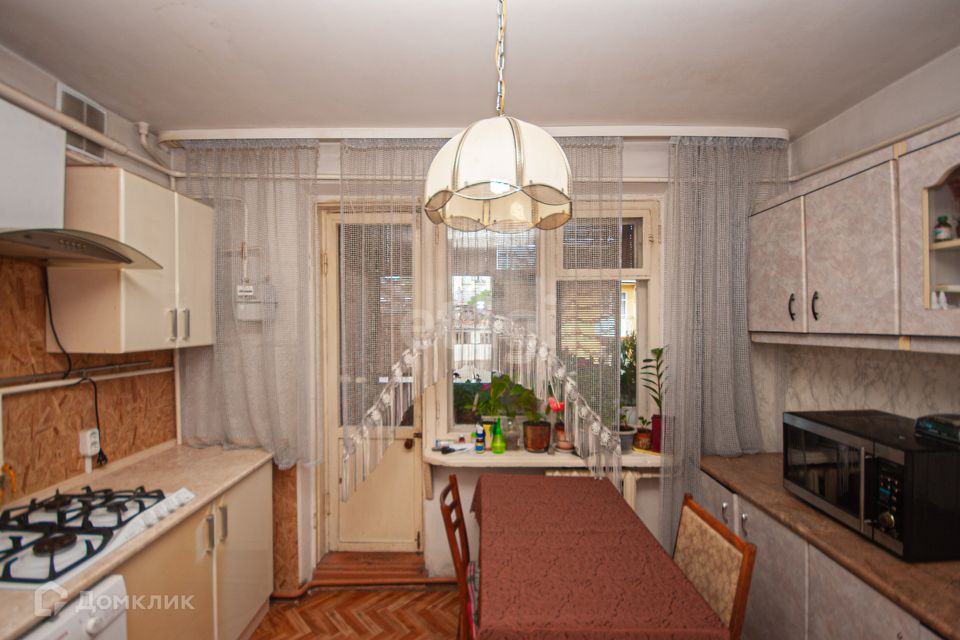 Продаётся 3-комнатная квартира, 72 м²
