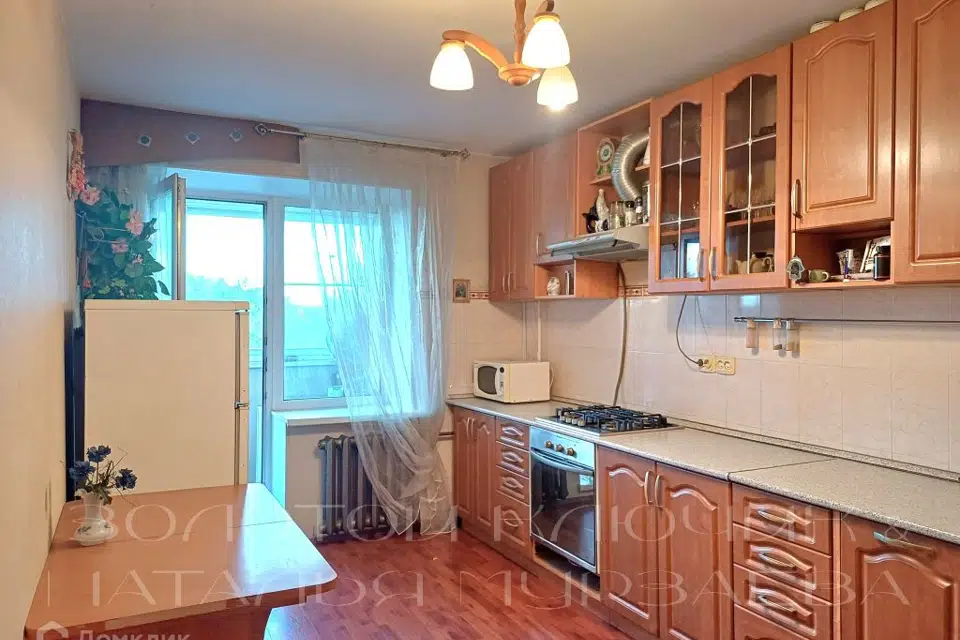 Продаётся 2-комнатная квартира, 70.7 м²