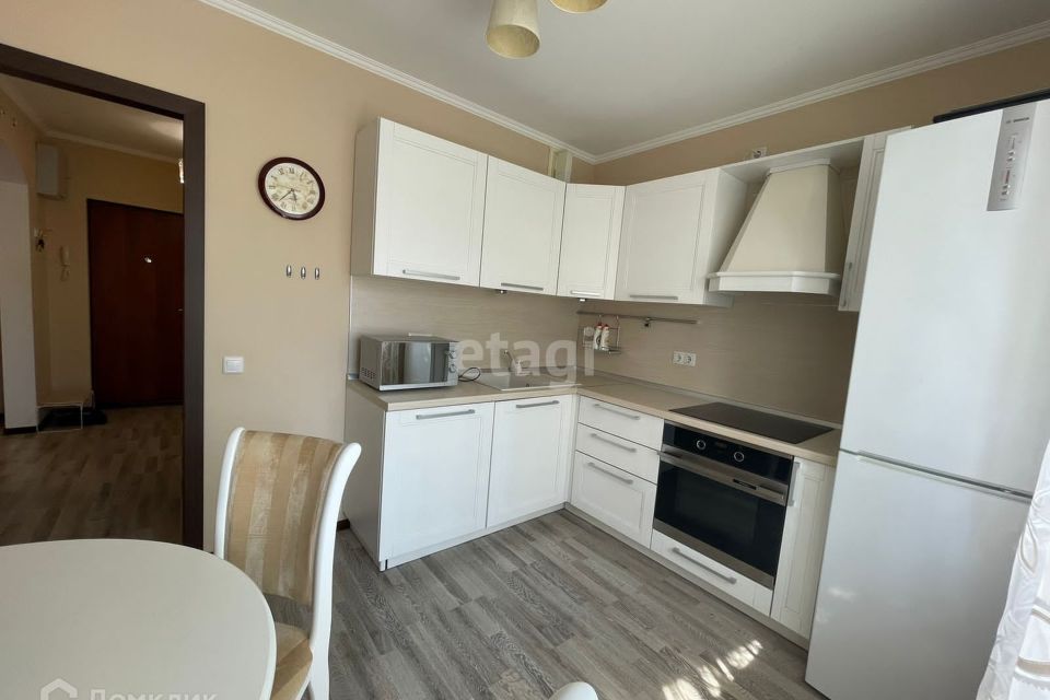 Сдаётся 1-комнатная квартира, 43 м²