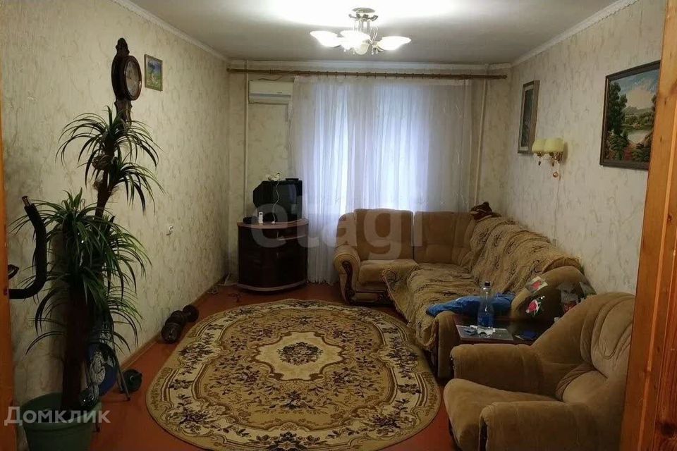 Продаётся 4-комнатная квартира, 85 м²