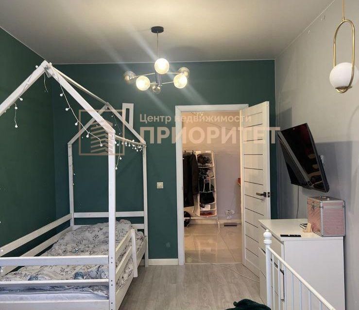 Продаётся 1-комнатная квартира, 42.7 м²
