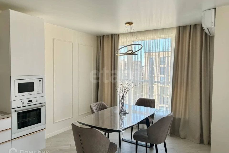 Сдаётся 3-комнатная квартира, 88 м²