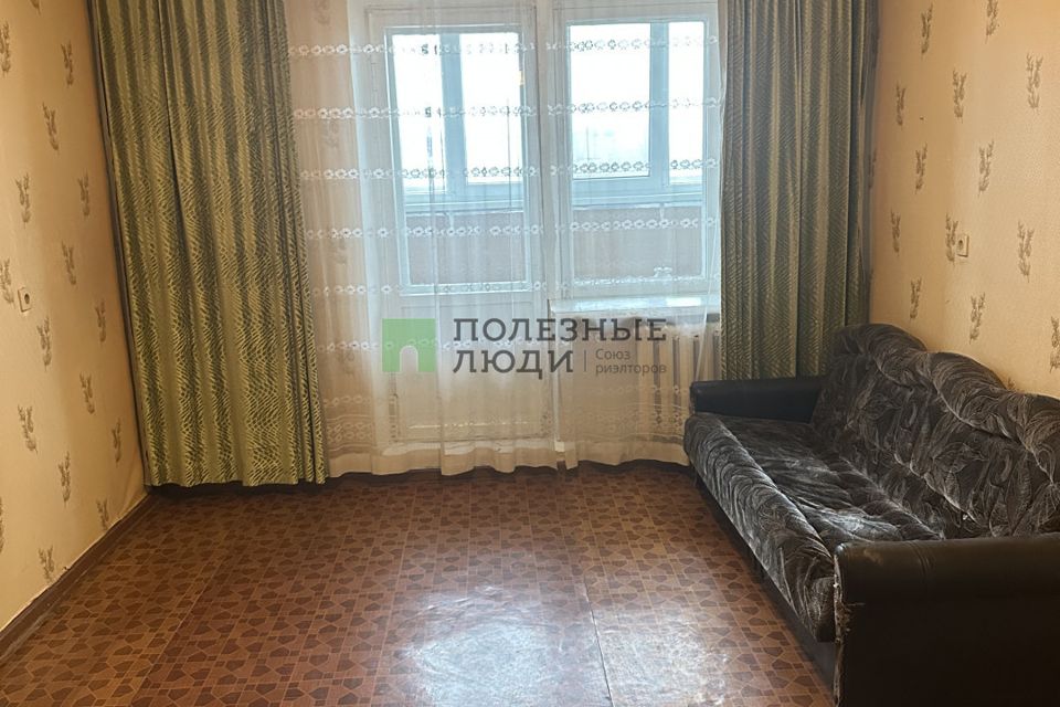 Продаётся 1-комнатная квартира, 38 м²