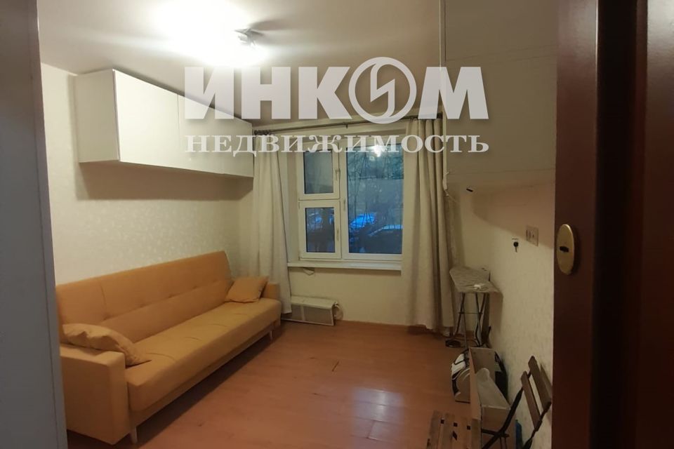 Продаётся комната в 3-комн. квартире, 14.4 м²