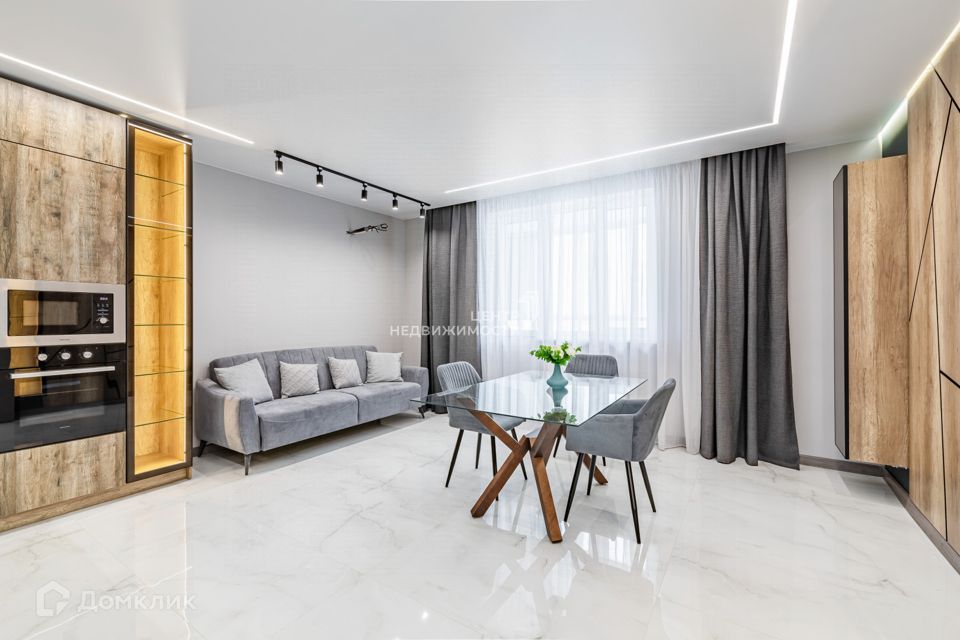 Продаётся 4-комнатная квартира, 110 м²