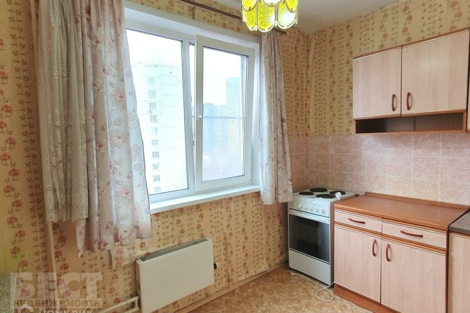 Продаётся 1-комнатная квартира, 38 м²