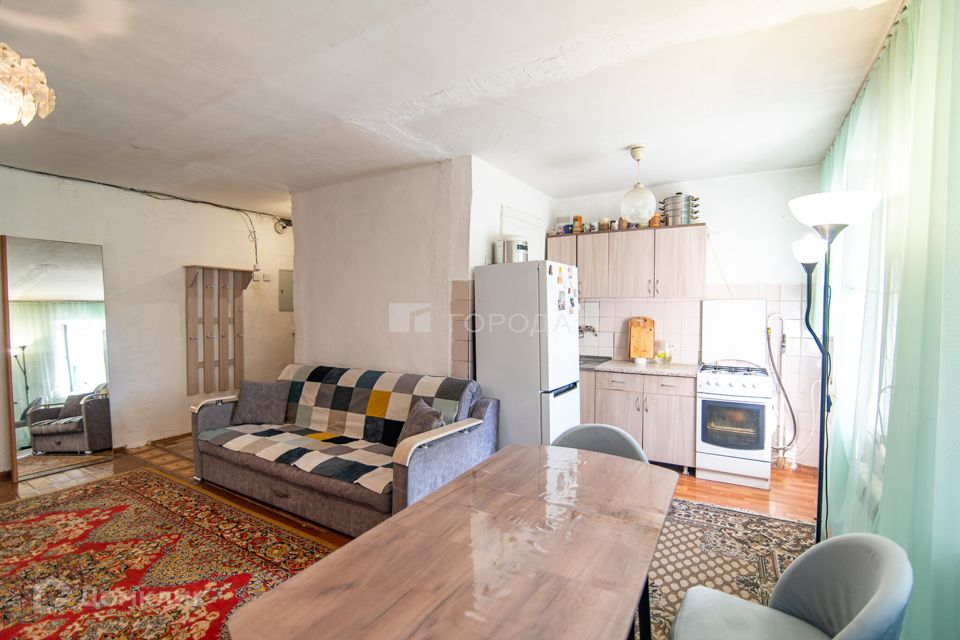 Продаётся 3-комнатная квартира, 57 м²