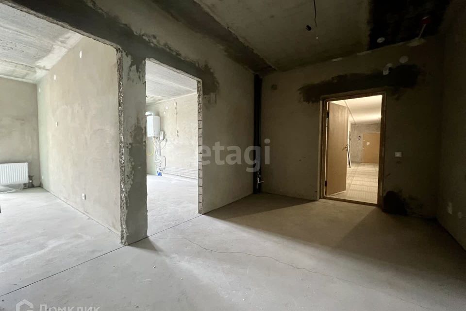 Продаётся 2-комнатная квартира, 70.7 м²