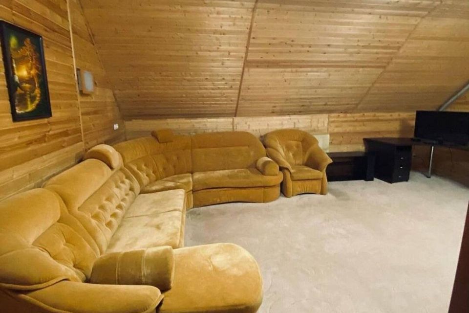Продаётся 2-этажный дом, 400 м²