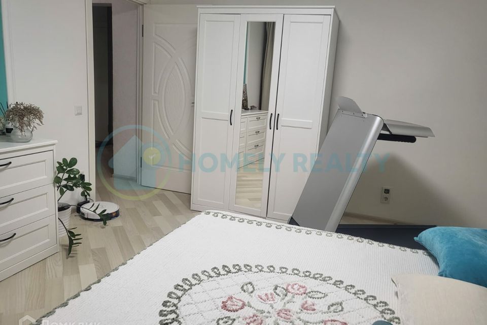 Сдаётся 2-комнатная квартира, 65 м²