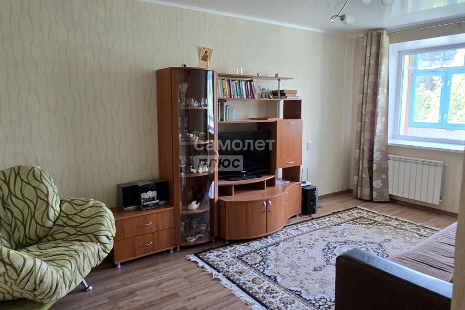Продаётся 2-комнатная квартира, 47.6 м²