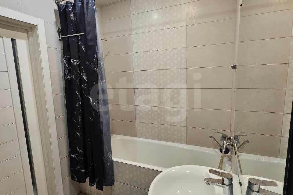 Продаётся 2-комнатная квартира, 37.3 м²
