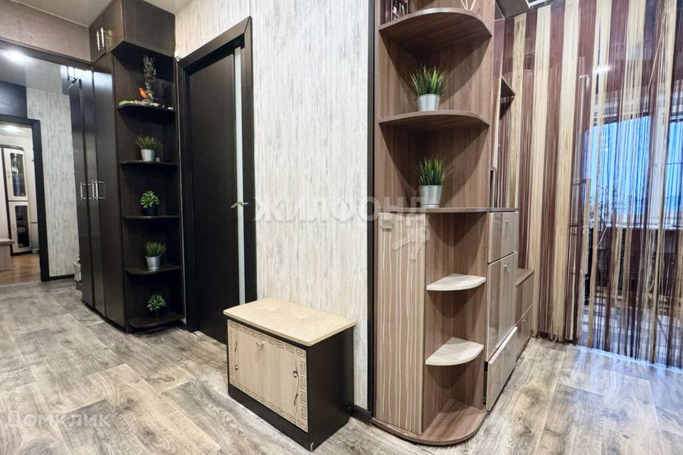 Продаётся 3-комнатная квартира, 62.7 м²