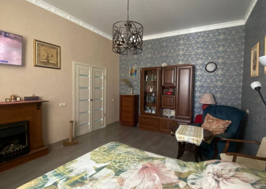Продаётся 2-комнатная квартира, 76.8 м²