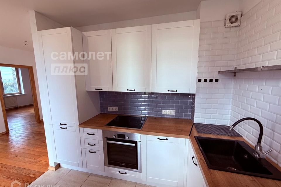 Продаётся 3-комнатная квартира, 55.7 м²