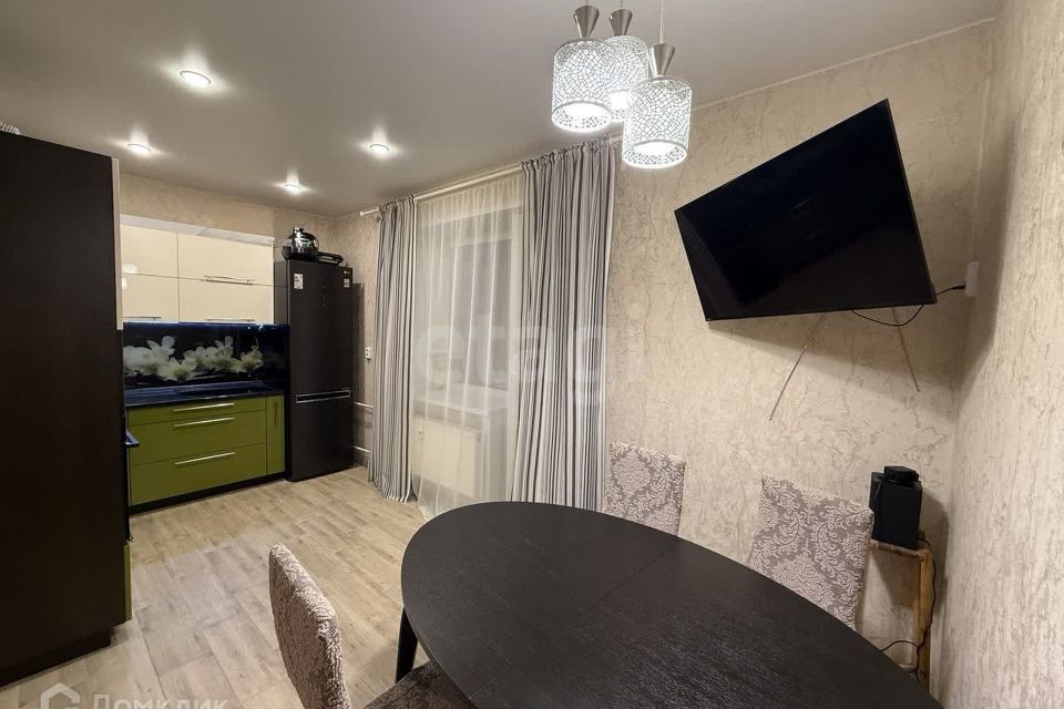 Продаётся 3-комнатная квартира, 87.3 м²