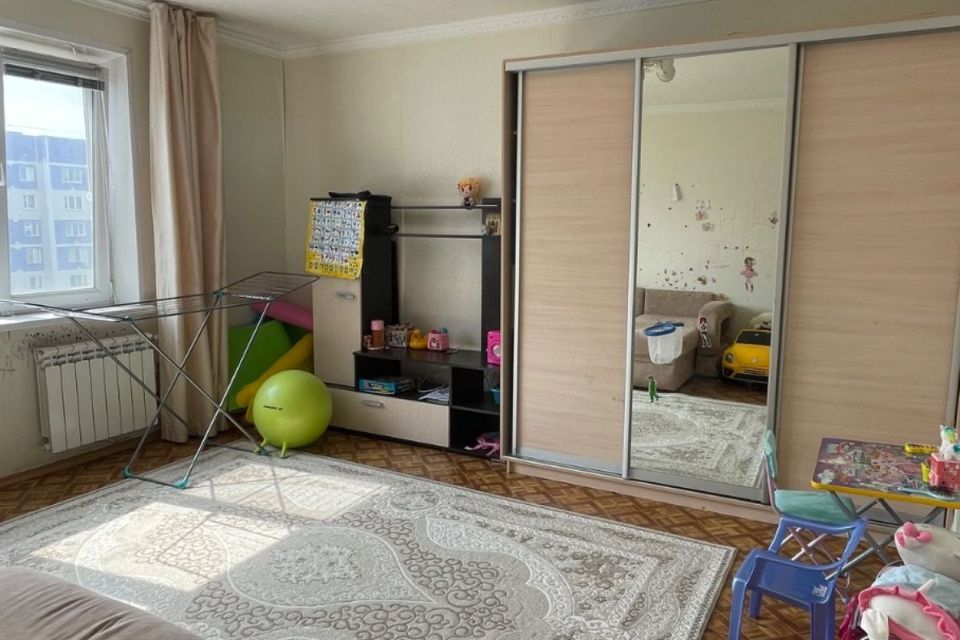 Продаётся 3-комнатная квартира, 65.6 м²