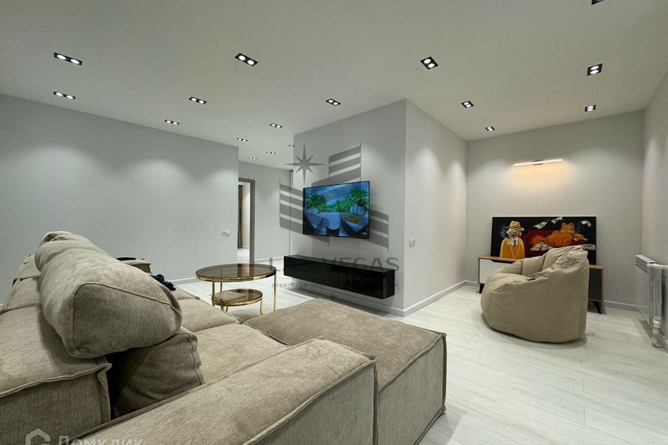 Сдаётся 2-комнатная квартира, 60 м²