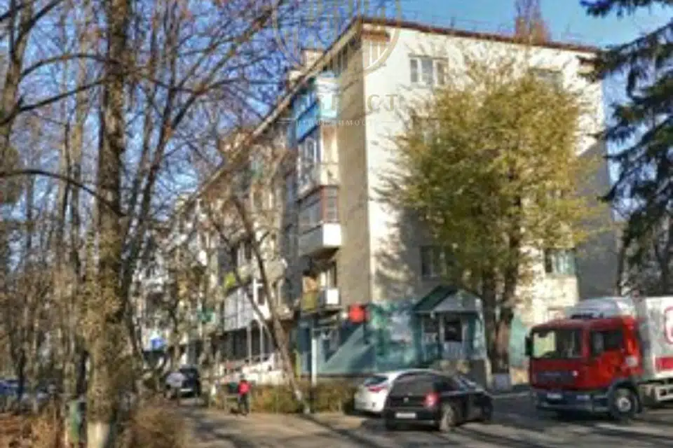 Продаётся 1-комнатная квартира, 33 м²