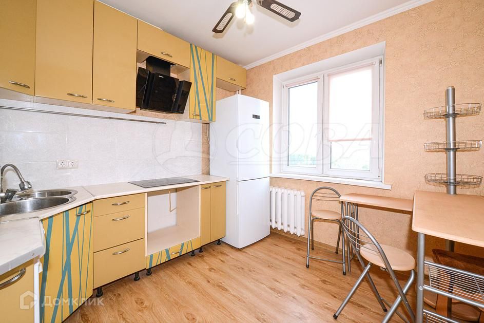Продаётся 1-комнатная квартира, 42 м²