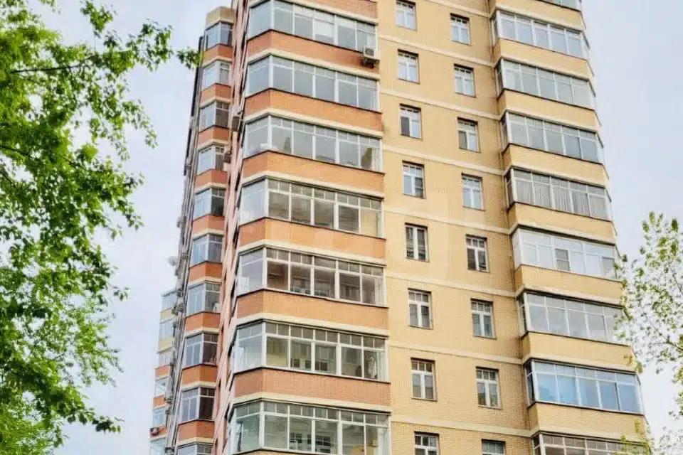 Продаётся 4-комнатная квартира, 121 м²