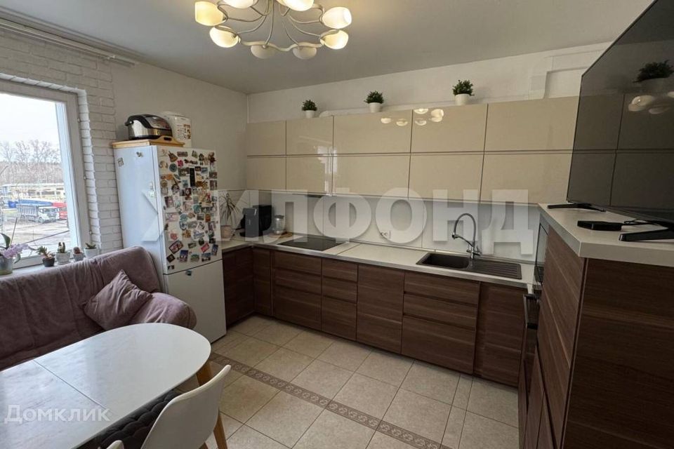 Продаётся 3-комнатная квартира, 77.4 м²