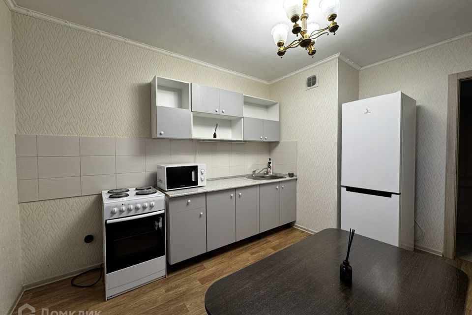 Сдаётся 1-комнатная квартира, 40 м²