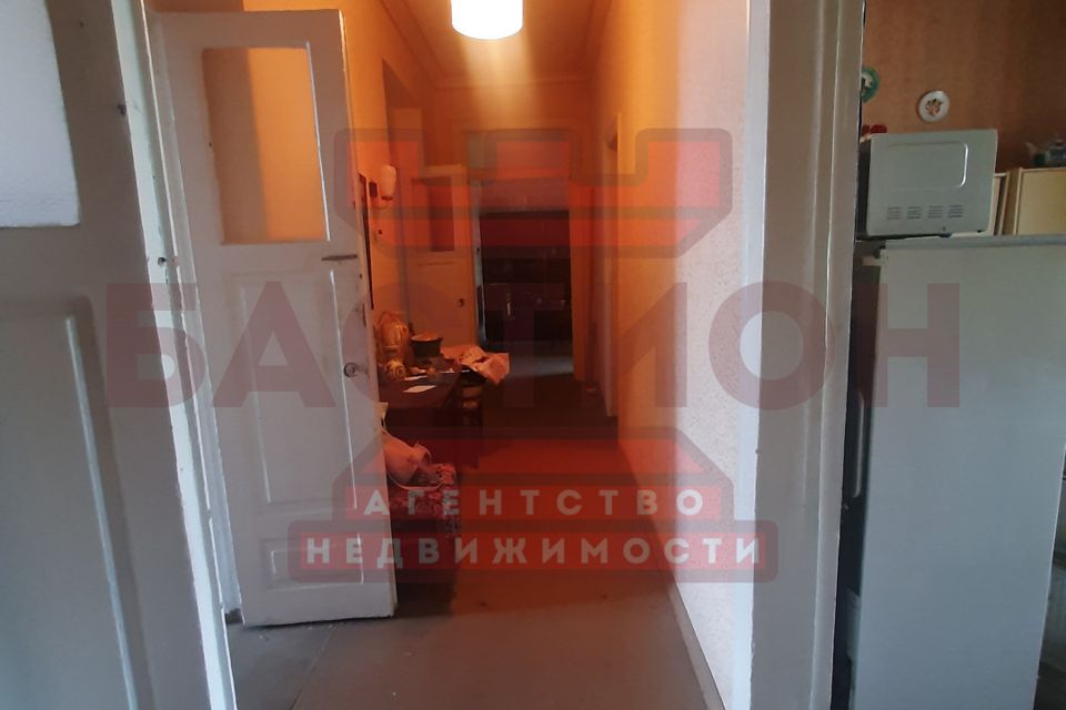 Продаётся 4-комнатная квартира, 102.7 м²