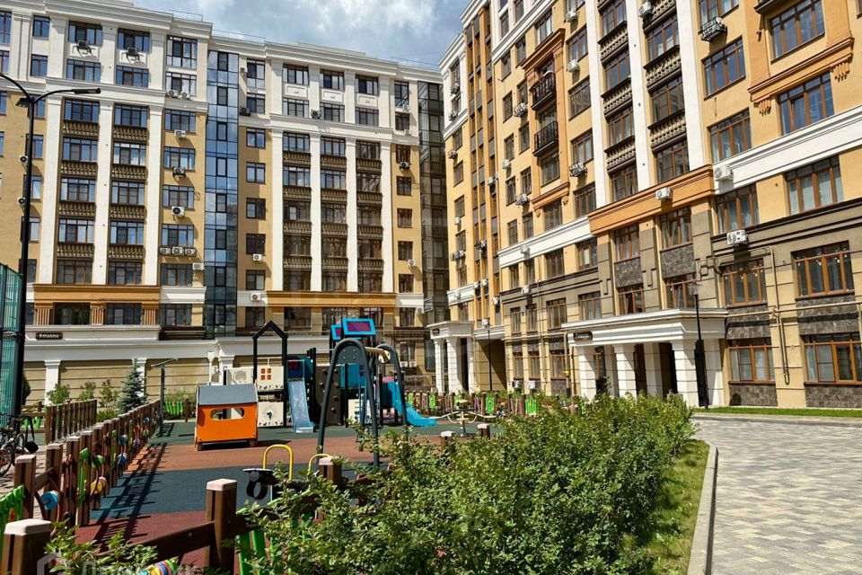 Продаётся 2-комнатная квартира, 81.02 м²